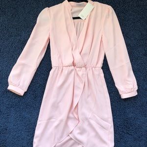 Never before worn Tobi, light pink dress